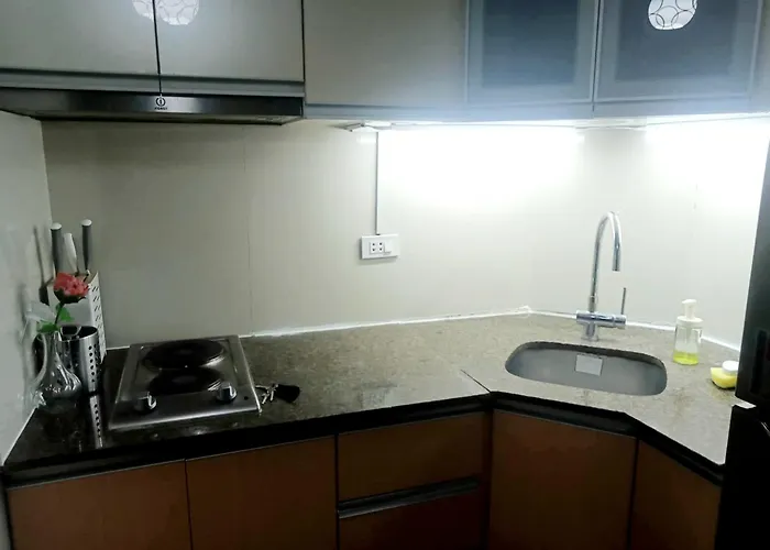 Casa Antonio At 7i Two Palm Tree Beside Naia3 Appartement Manille